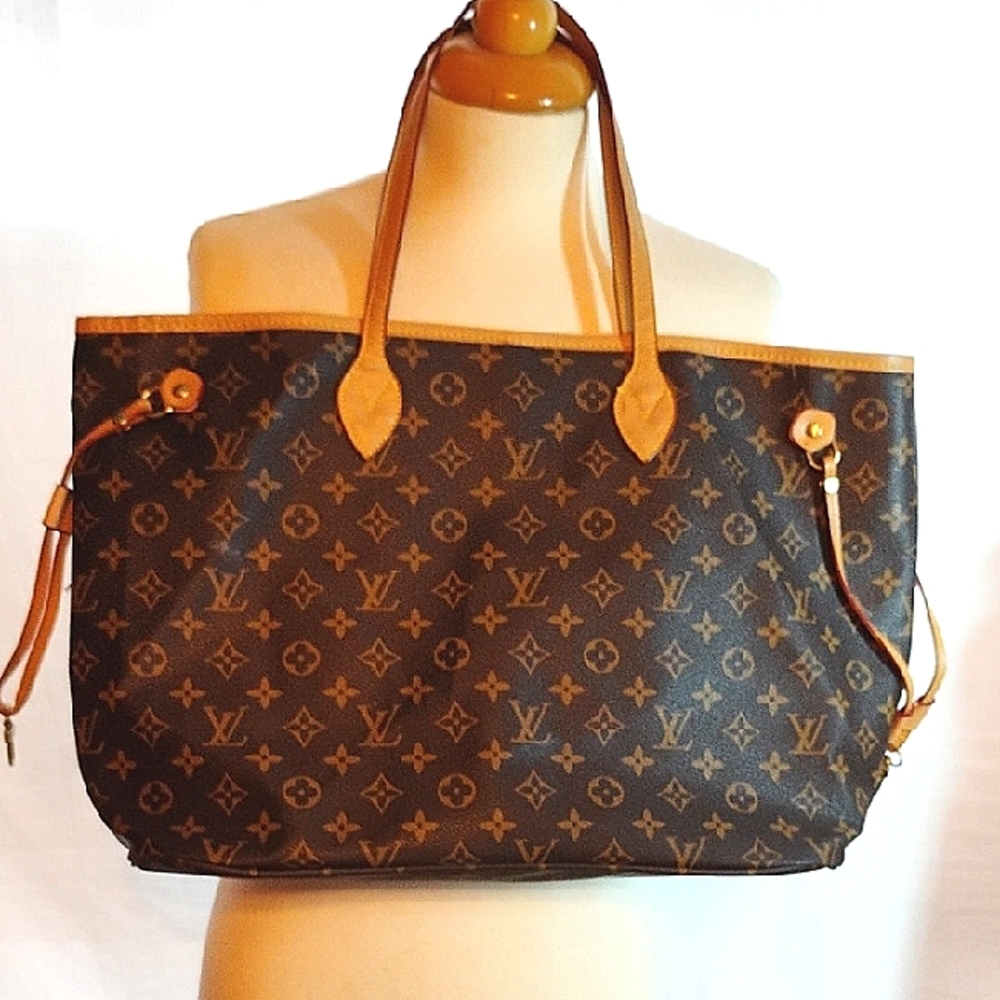 Beautiful Brown Monogram Never Full Style Fashion Tote, EUC